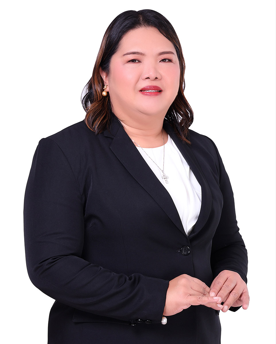 Cristina C. Tuzon